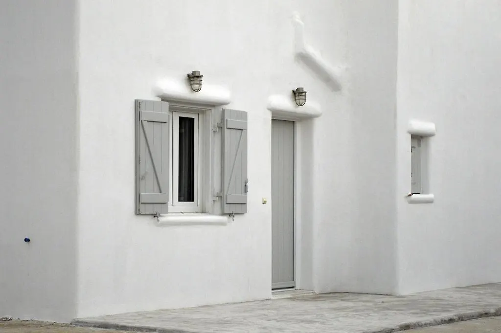 Minimal Houses Mykonos Town